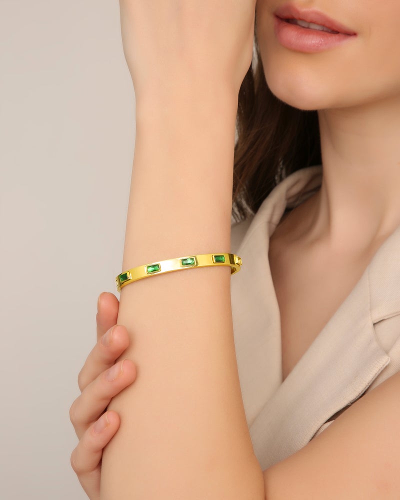 TAAHIRA Tessa Green Stone Bracelet - Image 4